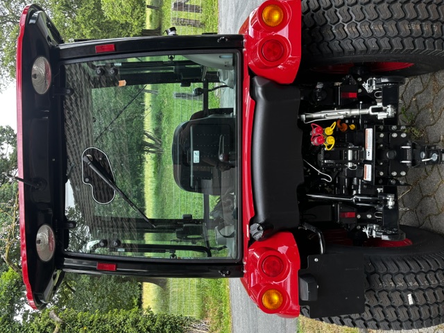 TYM Traktor T3048 (F50CHN)