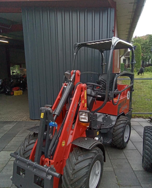 Schäffer Hoflader 2028-2